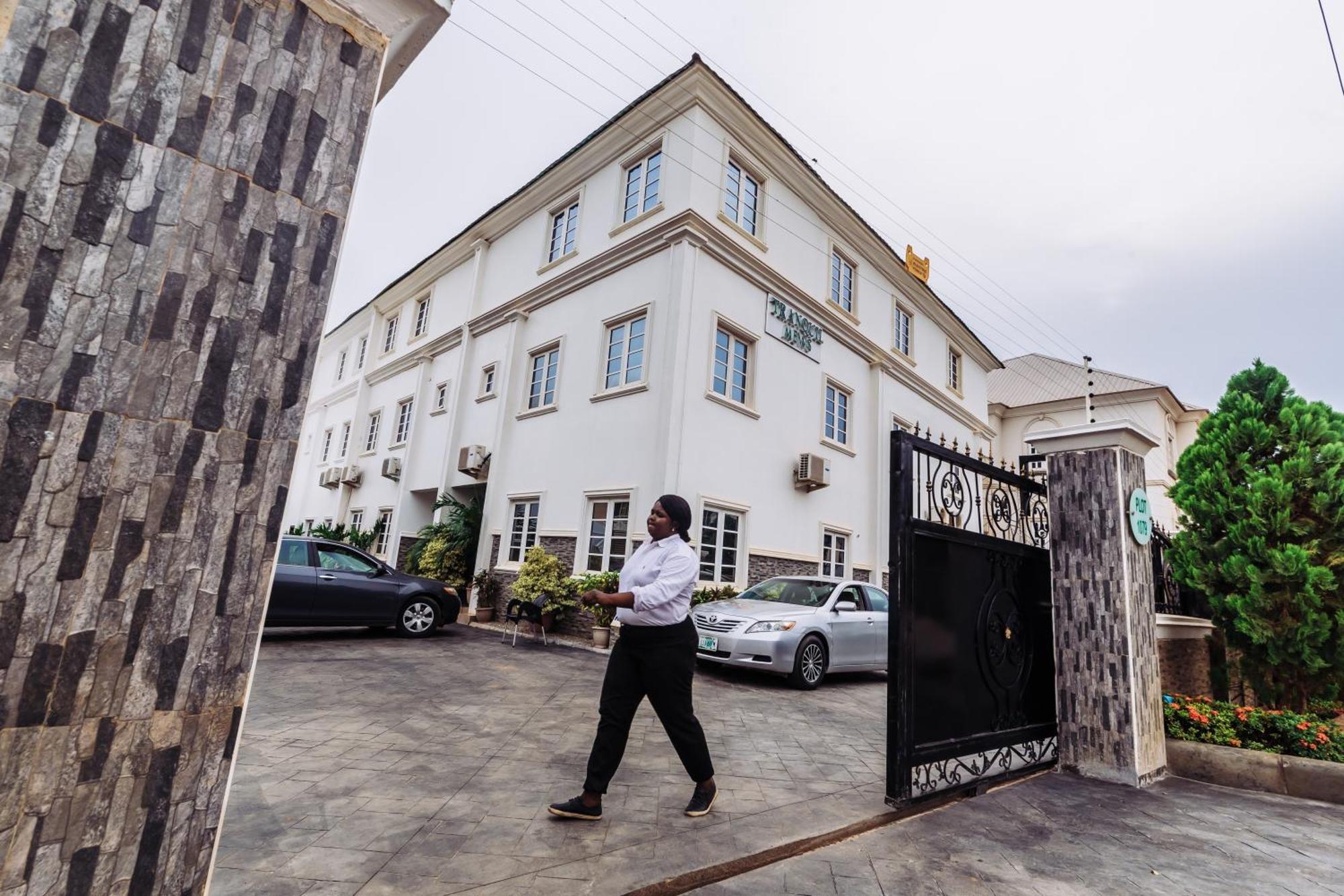 Tranquil Mews Hotel Jabi ภายนอก รูปภาพ