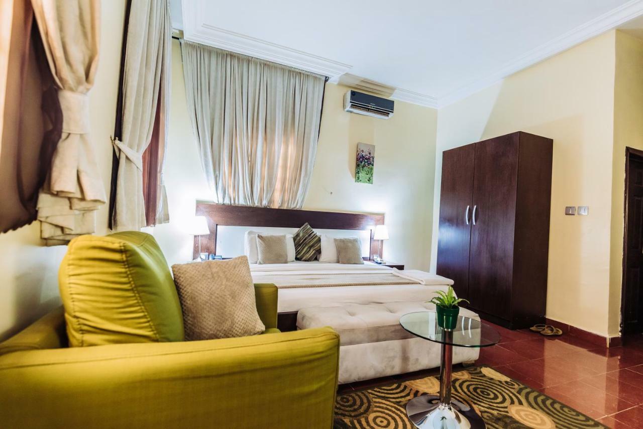Tranquil Mews Hotel Jabi ภายนอก รูปภาพ