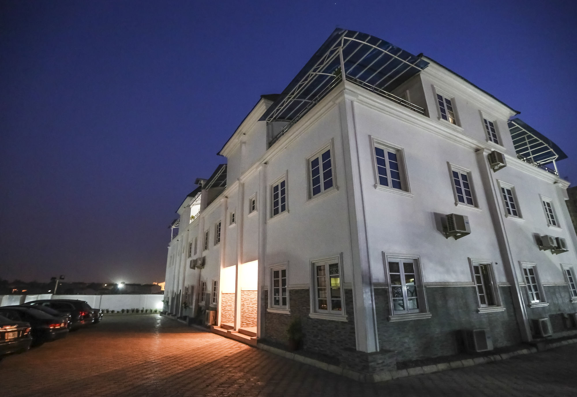 Tranquil Mews Hotel Jabi ภายนอก รูปภาพ